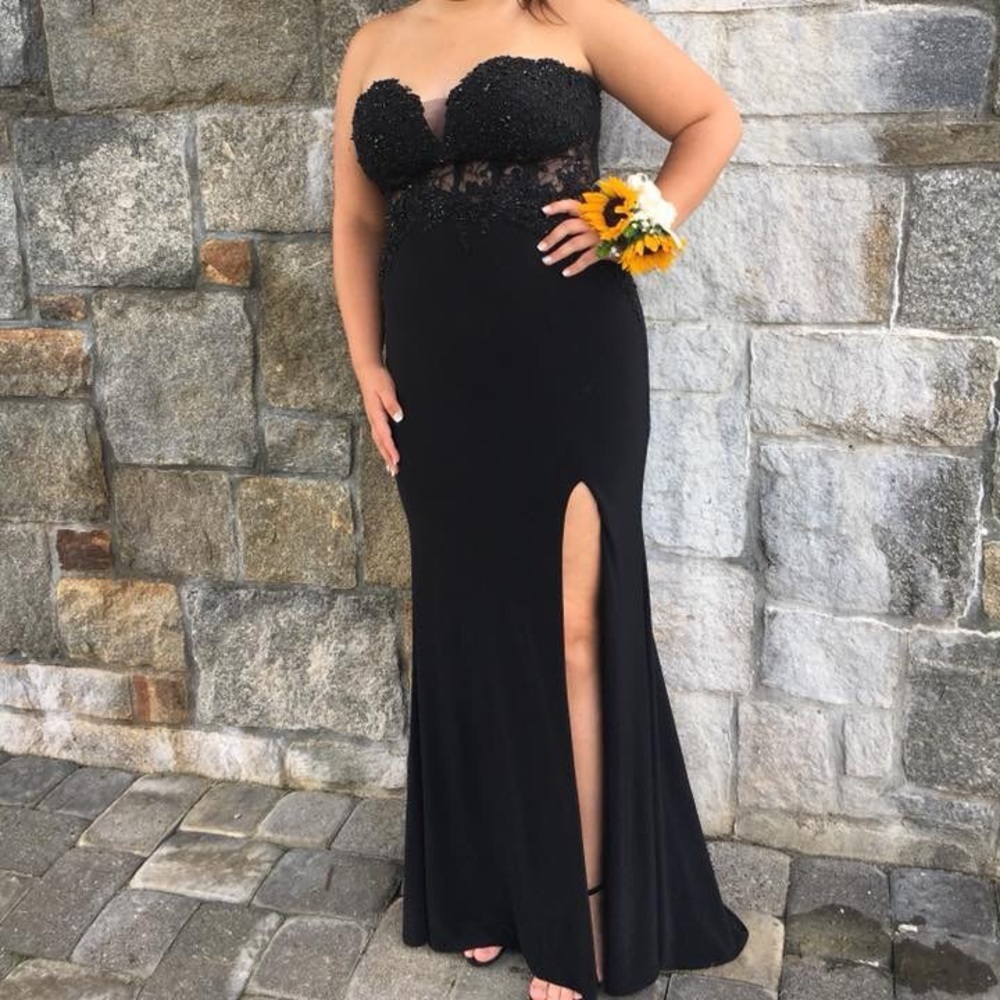 Faviana s7907 Black beaded prom dress